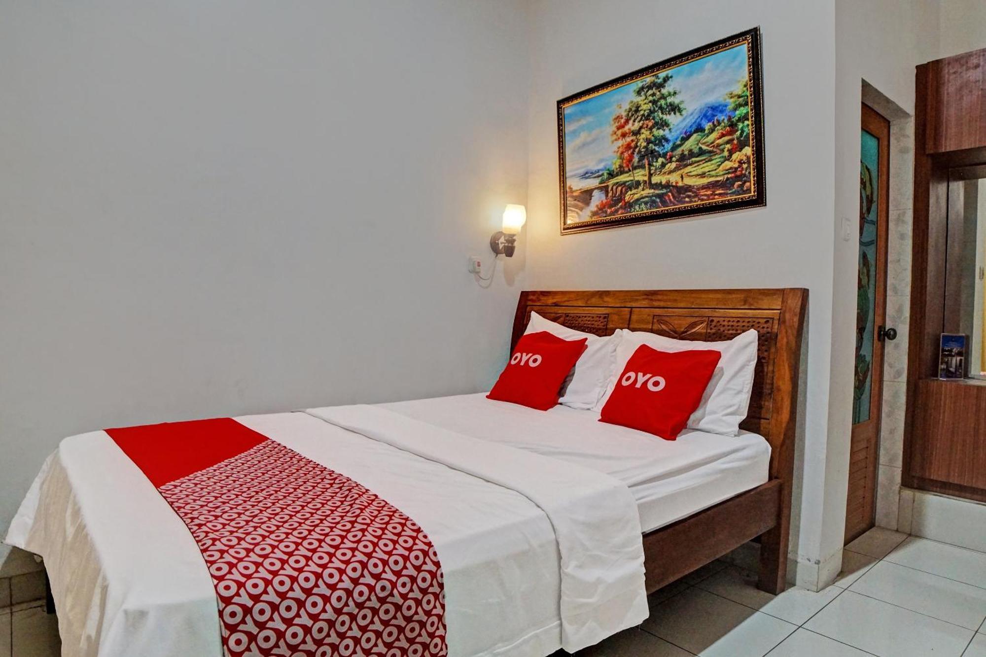 Oyo 92638 Jr Residence Syariah Medan Esterno foto