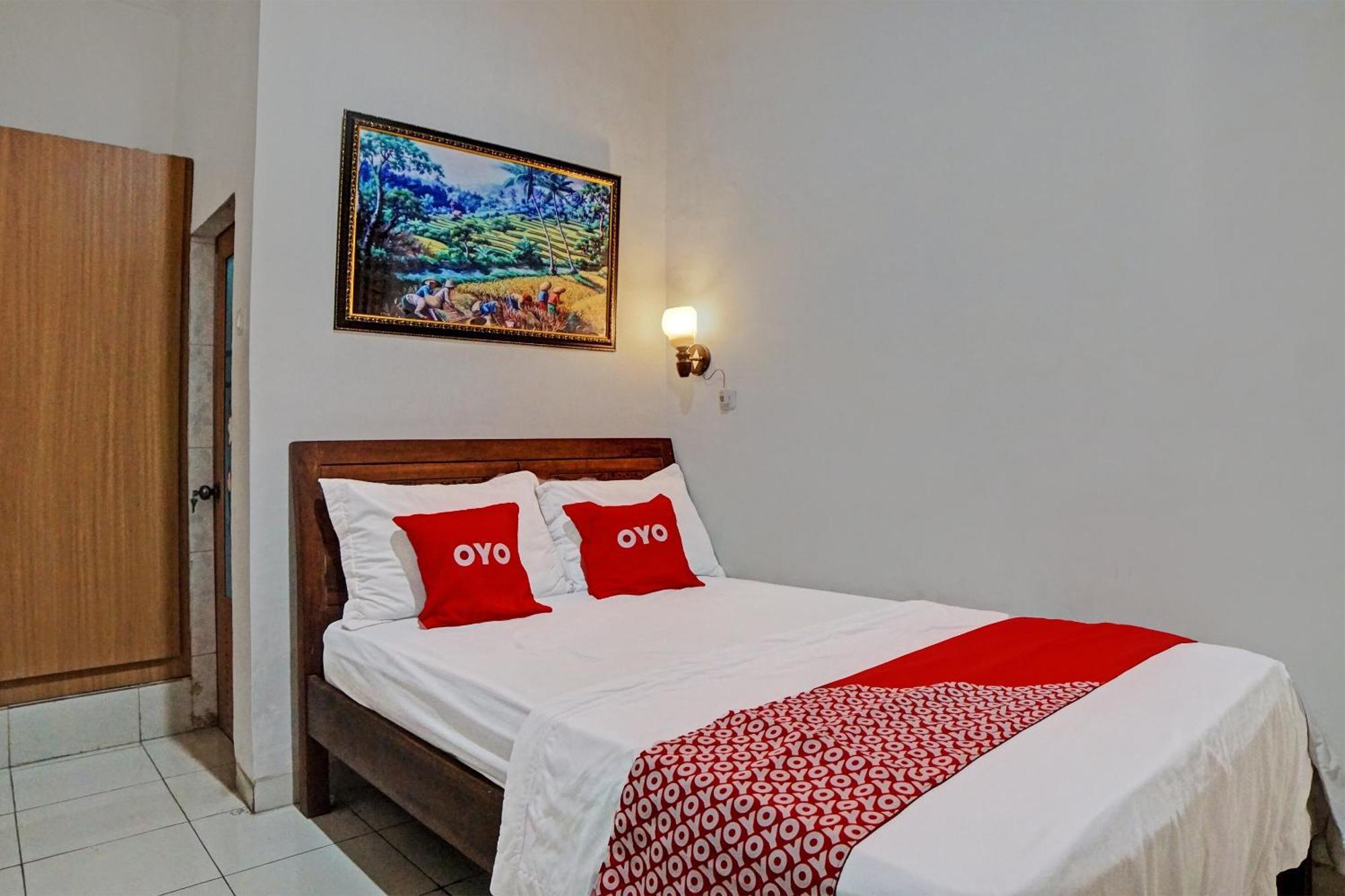 Oyo 92638 Jr Residence Syariah Medan Esterno foto